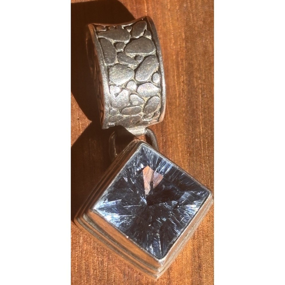 SARDA Bali Sterling Silver Blue Topaz Scroll Pendant